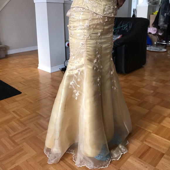 WOMANS COCKTAIL DRESS SIZE MEDIUM FULLY ADJUSTABLE TOP - Picture 1 of 9